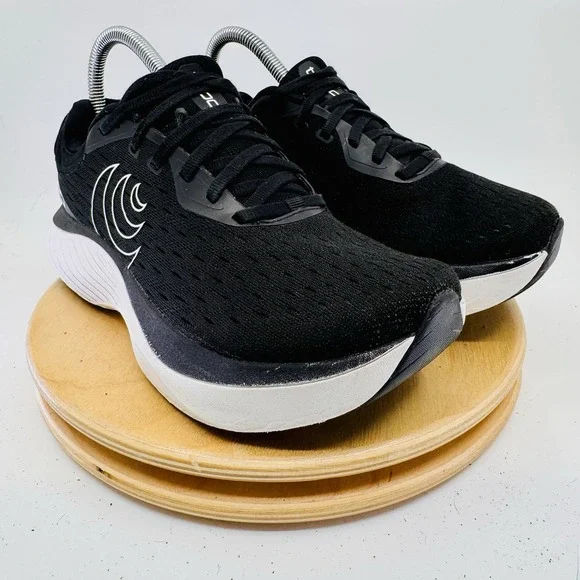 Topo Designs Atmos Running Shoes Black Women's 7.5 Cushioned Lightweight Comfort - Picture 3 of 7